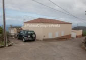 Chalet independiente con terreno en venta en Barlovento ref: TR34680 foto
