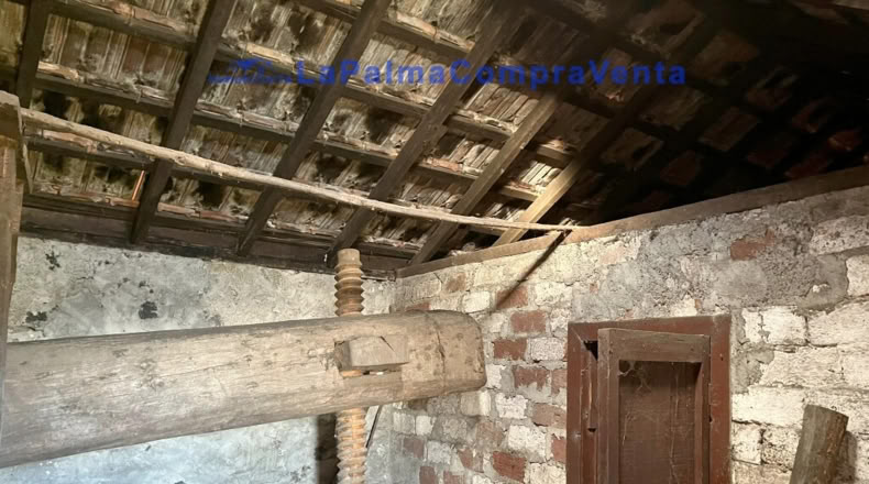 Santa Cruz de Tenerife - Los Llanos de Aridane - 16624m2