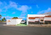 Chalet independiente con terreno en venta en la Carretera General, Los Canarios, ref: TR258286 foto