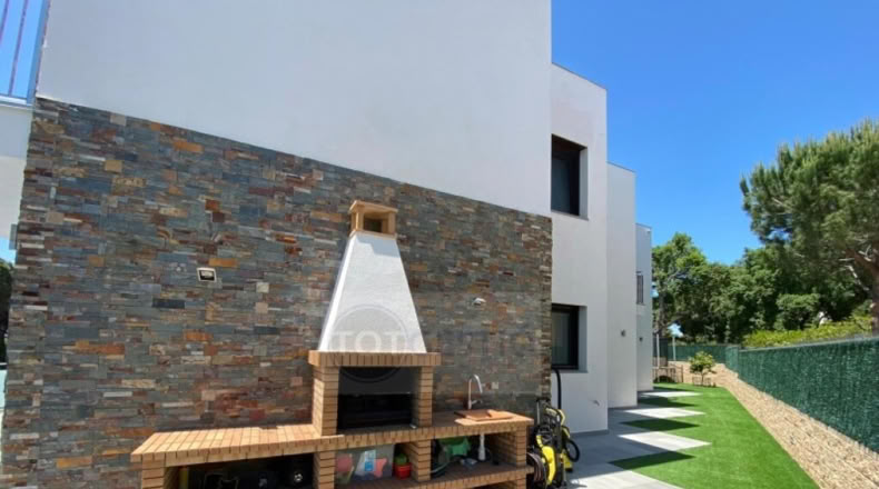 Gerona - Sant Feliu de Guíxols - 244m2