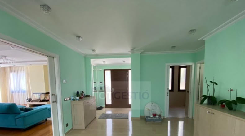 Gerona - Sant Feliu de Guíxols - 244m2
