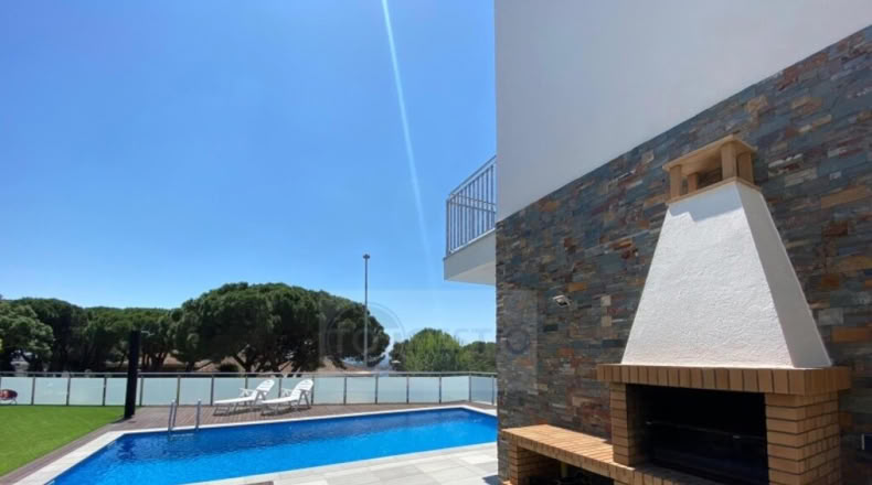 Gerona - Sant Feliu de Guíxols - 244m2