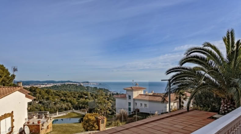 Gerona - Calonge - 587m2