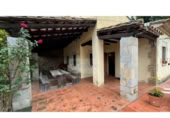 Chalet independiente con terreno en venta en Llambilles ref: TR104246 foto