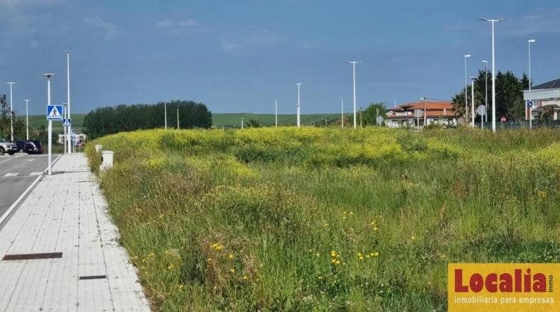 Cantabria - Santa Cruz de Bezana - 1107m2
