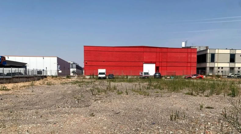 Valladolid - Laguna de Duero - 2800m2