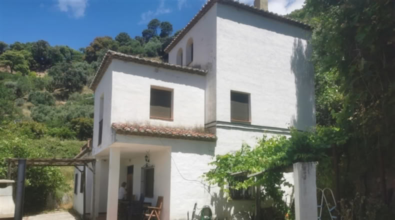 Málaga - Jubrique - 38000m2