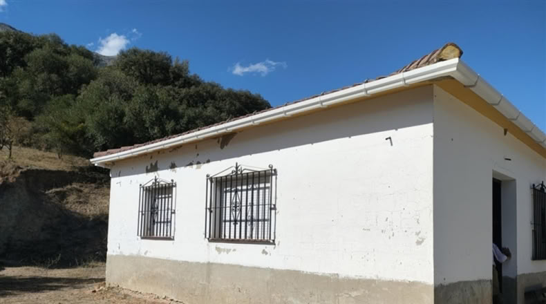 Málaga - Jimera de Líbar - 3000m2