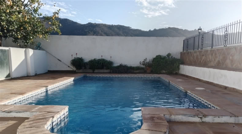 Málaga - Jubrique - 7000m2
