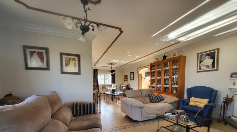 Málaga - Estepona - 5000m2