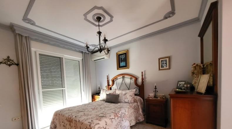 Málaga - Estepona - 5000m2