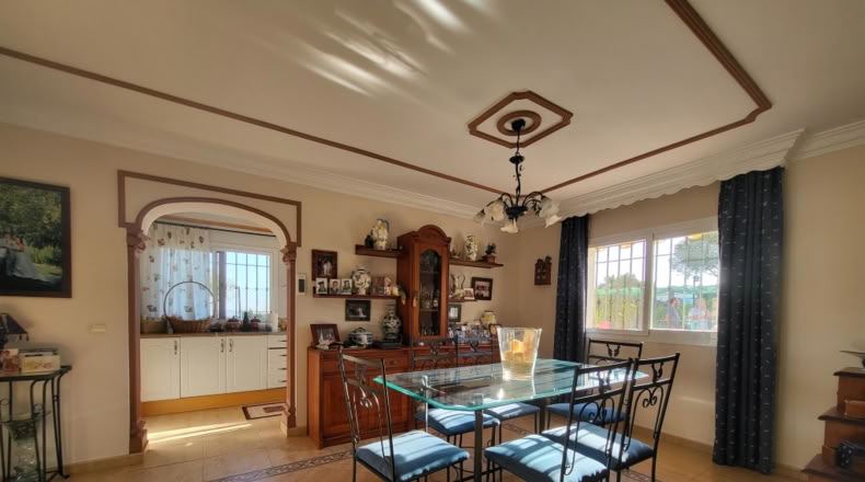 Málaga - Estepona - 5000m2