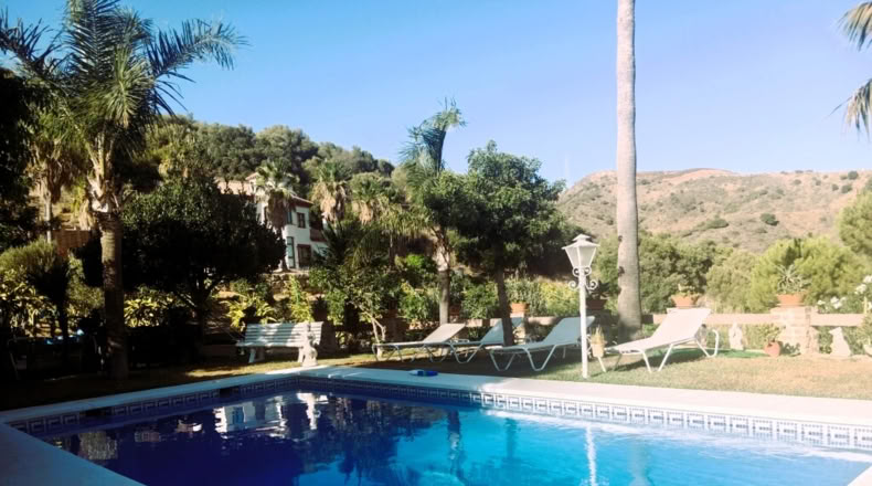 Málaga - Estepona - 5000m2