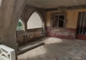 Отдельно стоящий дом с участком на продажу в городе Salinas. Фото