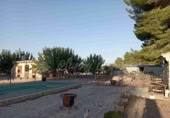 Xalet independent amb terreny en venda a Villena ref.: TR200925 foto