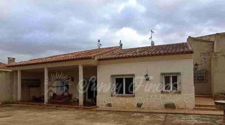Albacete - Chinchilla de Monte-Aragón - 400m2