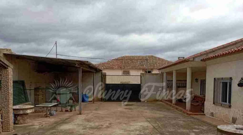 Albacete - Chinchilla de Monte-Aragón - 400m2