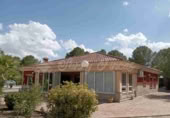Chalet independiente con terreno en venta en Yecla ref: TR108603 foto