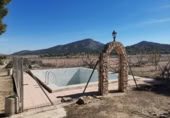 Masía con terreno en venta en Yecla ref: TR233354 foto