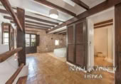 Chalet independiente con terreno en venta en Ibiza ref: TR201107 foto