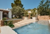 Chalet independiente con terreno en venta en Sant Josep de sa Talaia ref: TR111241 foto