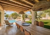 Chalet independiente con terreno en venta en Sant Josep de sa Talaia ref: TR111241 foto