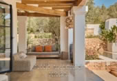 Chalet independiente con terreno en venta en Sant Josep de sa Talaia ref: TR111241 foto