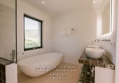 Xalet independent amb terreny en venda a Santa Eulària des Riu ref.: TR184905 foto