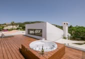 Xalet independent amb terreny en venda a Santa Eulària des Riu ref.: TR184905 foto