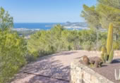 Xalet independent amb terreny en venda a Sant Josep de sa Talaia ref.: TR230490 foto
