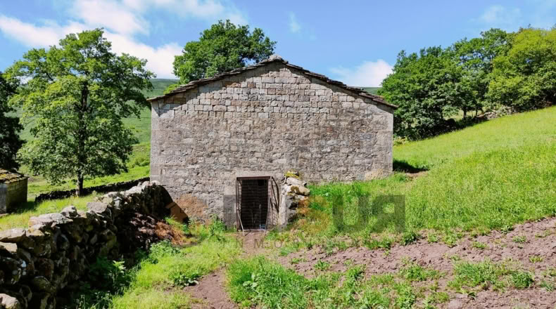 Cantabria - Vegaloscorrales - 30300m2