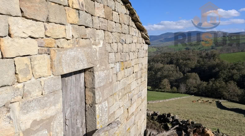 Cantabria - San Pedro del Romeral - 11000m2