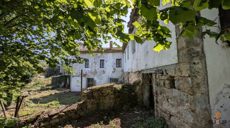 Cantabria - San Vicente de Toranzo - 379m2