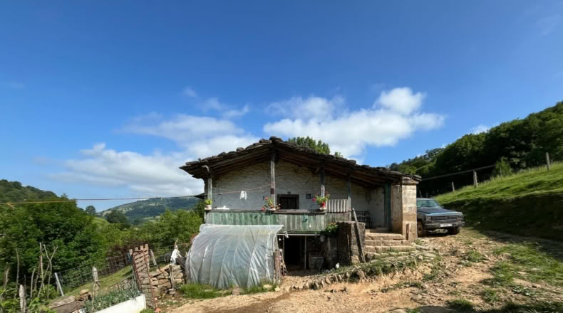Cantabria - Vega de Pas - 3600m2
