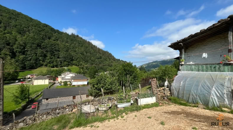 Cantabria - Vega de Pas - 3600m2