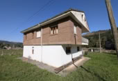 Xalet independent amb terreny en venda a la España, Vega de Pas, ref.: TR344053 foto