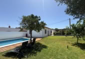 Xalet independent amb terreny en lloguer a la España, Chiclana de la Frontera, ref.: TR315311 foto