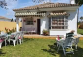 Xalet independent amb terreny en lloguer a la España, Chiclana de la Frontera, ref.: TR342693 foto