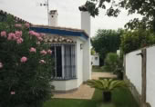 Xalet independent amb terreny en lloguer a la España, Chiclana de la Frontera, ref.: TR325101 foto