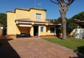 Xalet independent amb terreny en lloguer a la España, Chiclana de la Frontera, ref.: TR232628 foto