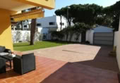 Xalet independent amb terreny en lloguer a la España, Chiclana de la Frontera, ref.: TR232628 foto