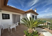 Detached villa with land for rent on España, Loja, ref: TR216319 photo
