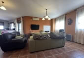 Detached villa with land for rent on España, Loja, ref: TR216319 photo