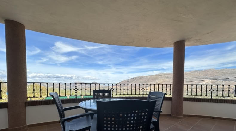 Granada - Loja - 200m2