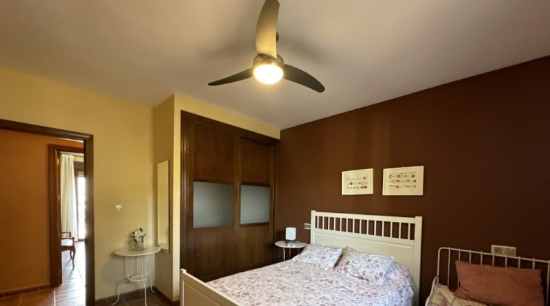 Granada - Loja - 200m2