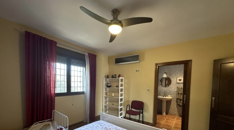 Granada - Loja - 200m2