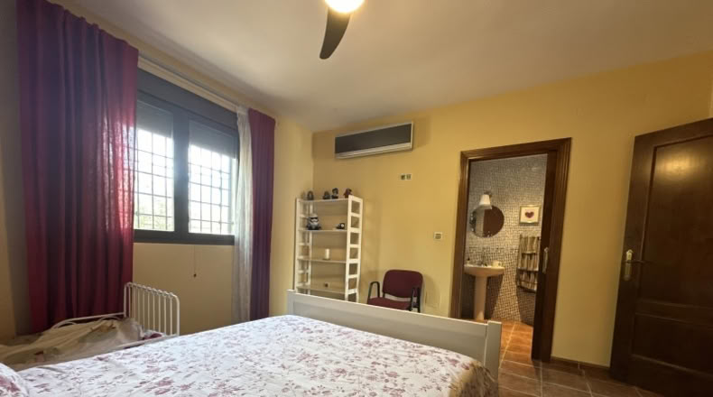 Granada - Loja - 200m2