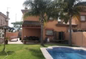 Xalet independent amb terreny en lloguer a la España, Chiclana de la Frontera, ref.: TR275703 foto