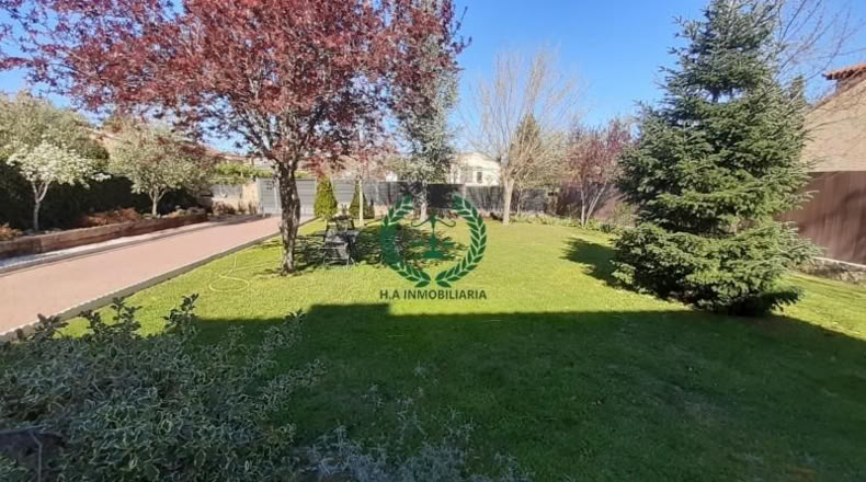 Comunidad de Madrid - Pedrezuela - 280m2