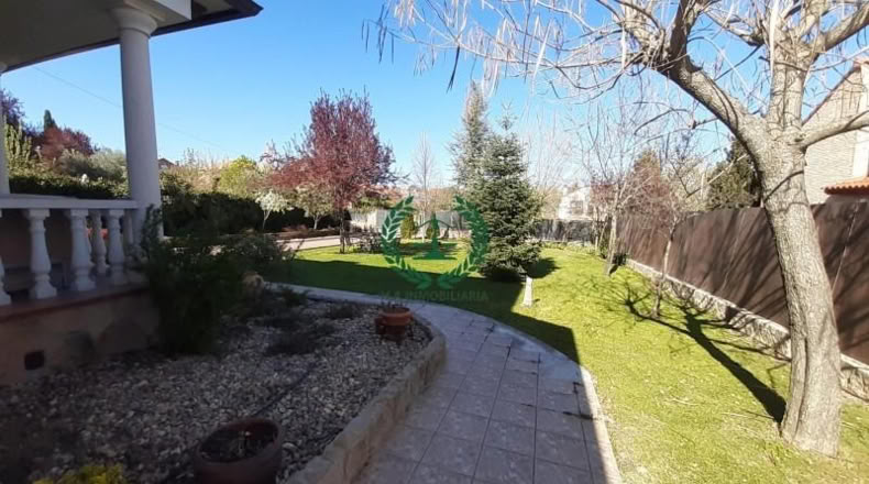 Comunidad de Madrid - Pedrezuela - 280m2